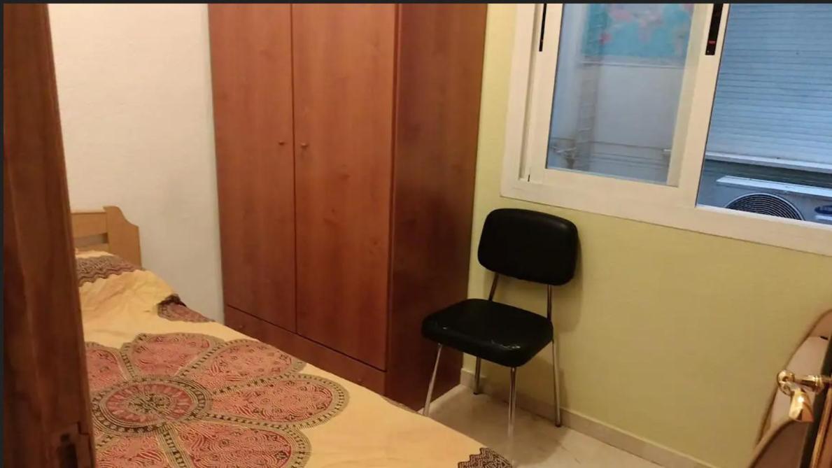 Economic Private Room In Center Of Granada Eksteriør bilde